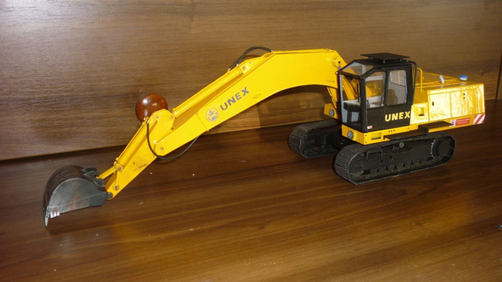 UNEX DH 441 (Plná velikost v novém okně) UNEX DH 441