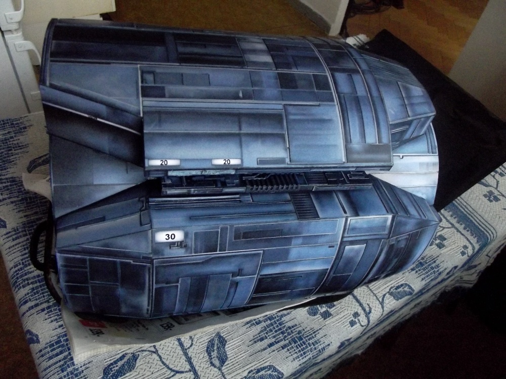 USS SULACO 1: 320 (Plná velikost v novém okně) USS SULACO 1: 320