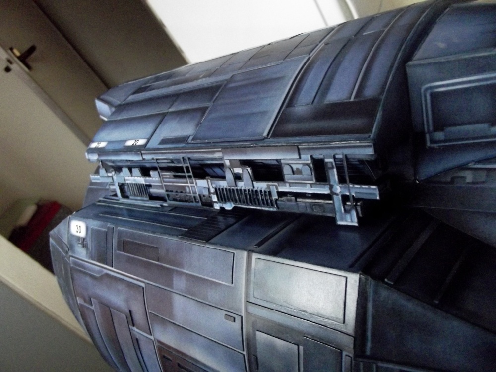 USS SULACO 1: 320 (Plná velikost v novém okně) USS SULACO 1: 320