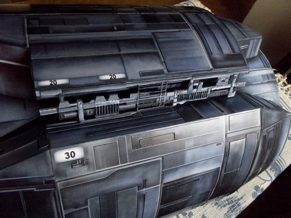 USS SULACO 1: 320 (Plná velikost v novém okně) USS SULACO 1: 320