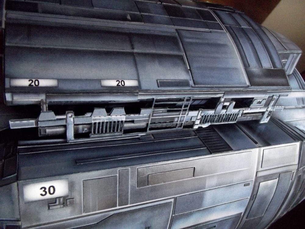 USS SULACO 1: 320 (Plná velikost v novém okně) USS SULACO 1: 320