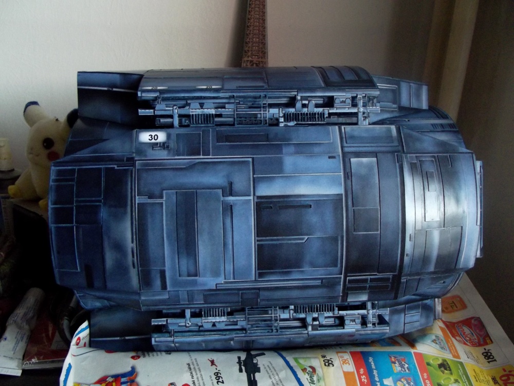 USS SULACO 1: 320 (Plná velikost v novém okně) USS SULACO 1: 320