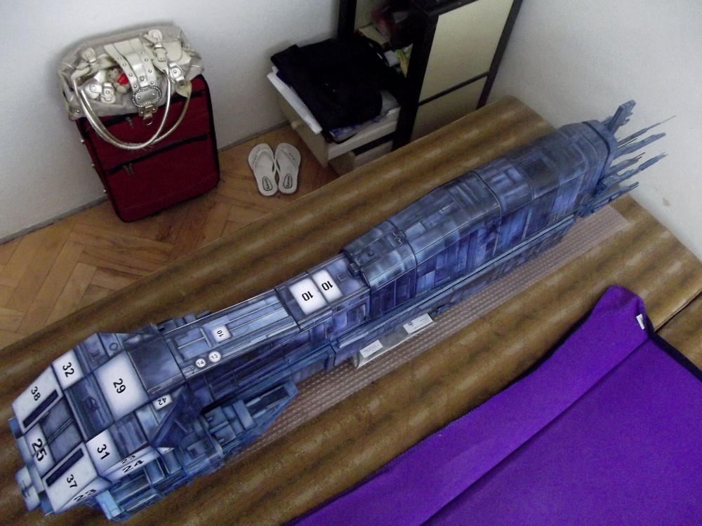 USS SULACO 1: 320 (Plná velikost v novém okně) USS SULACO 1: 320