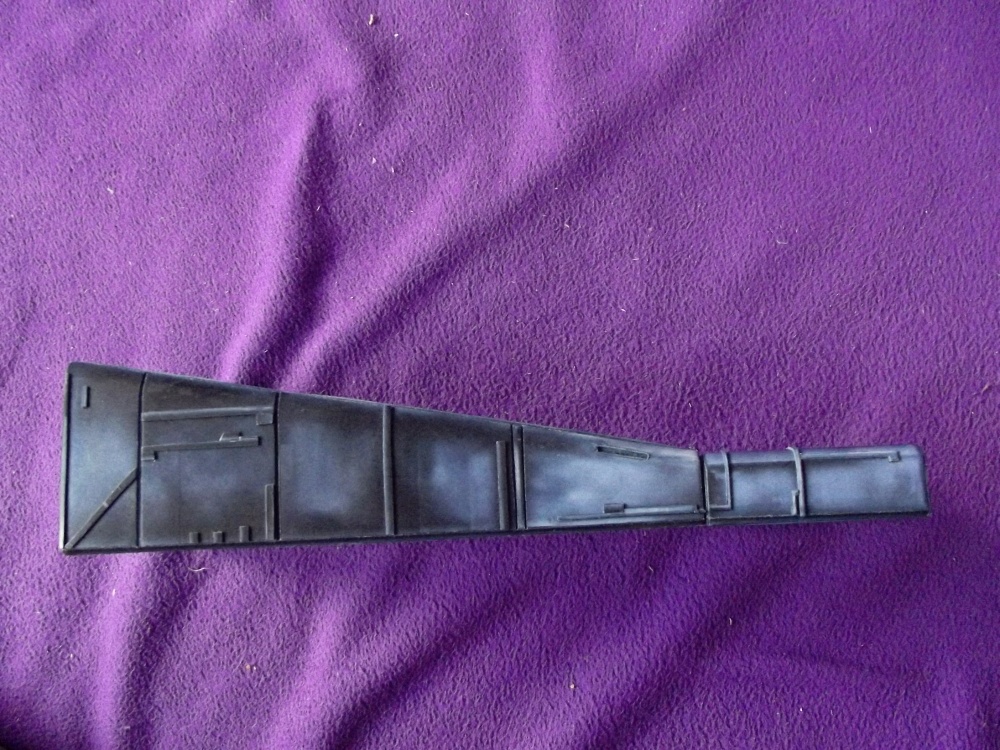 USS SULACO 1: 320 (Plná velikost v novém okně) USS SULACO 1: 320