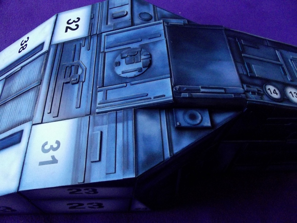 USS SULACO 1: 320 (Plná velikost v novém okně) USS SULACO 1: 320