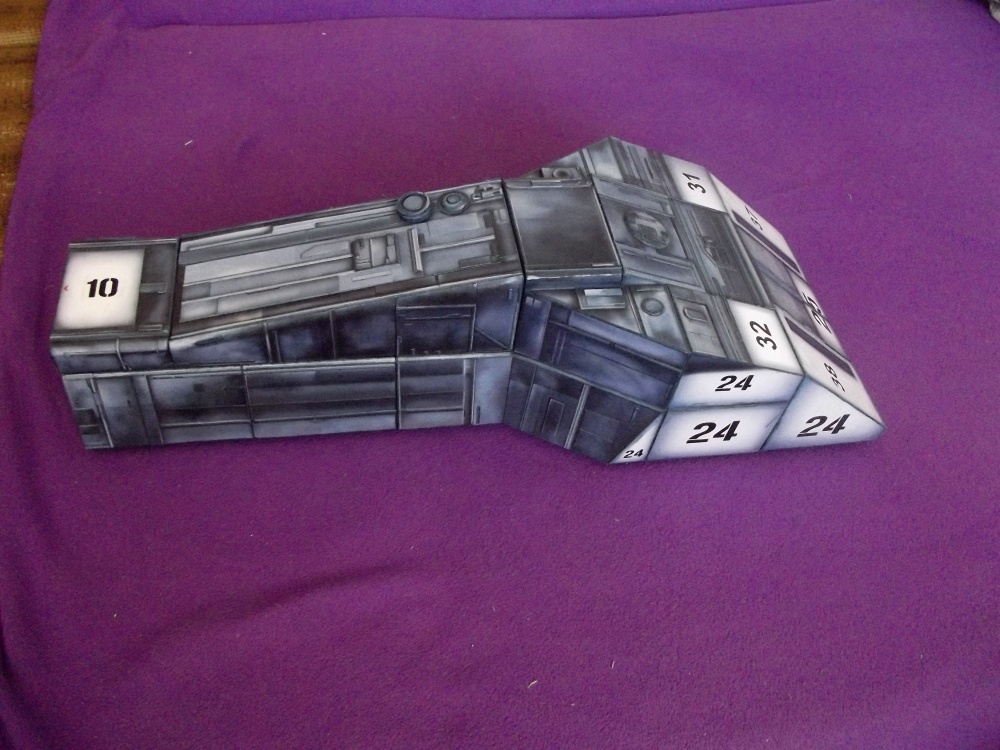 USS SULACO 1: 320 (Plná velikost v novém okně) USS SULACO 1: 320