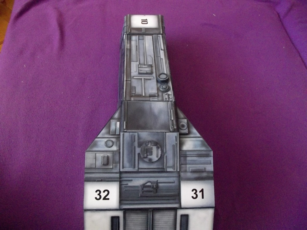 USS SULACO 1: 320 (Plná velikost v novém okně) USS SULACO 1: 320
