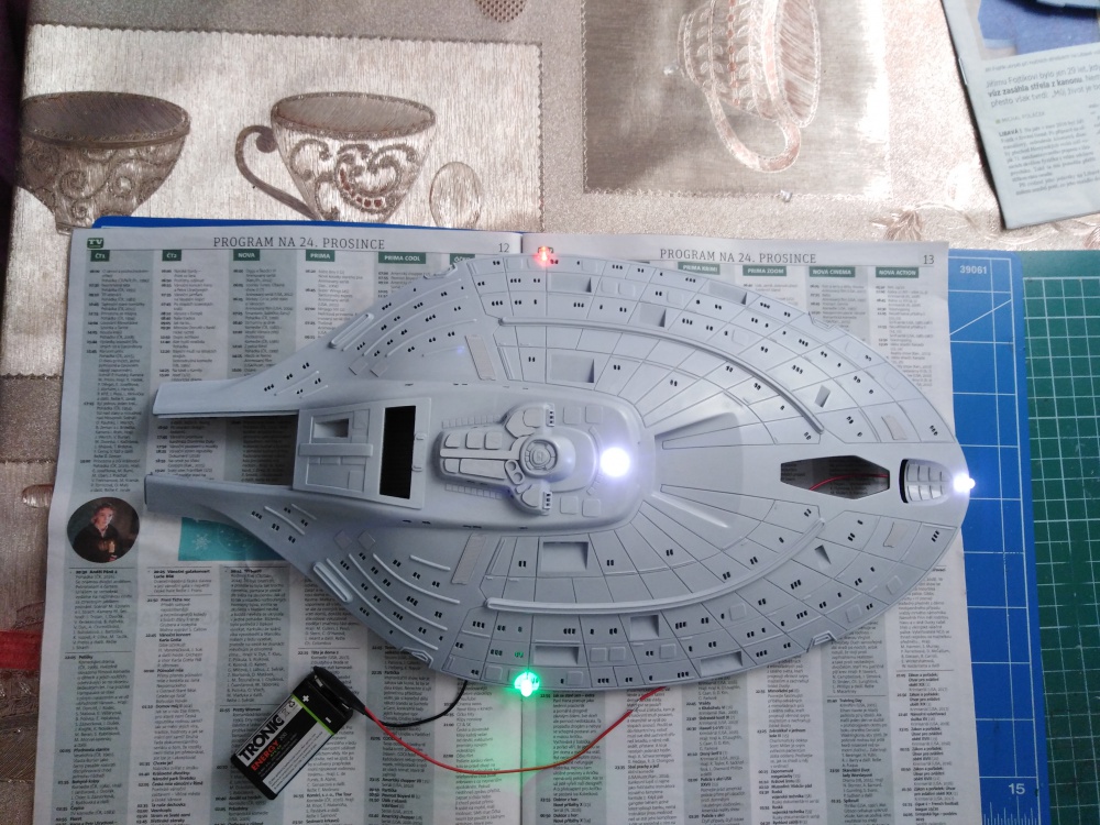 U.S.S. VOYAGER (Star Trek) Revell
