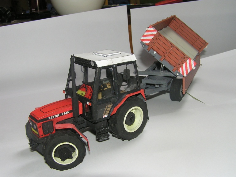 Valník za traktor (Plná velikost v novém okně) Valník za traktor
