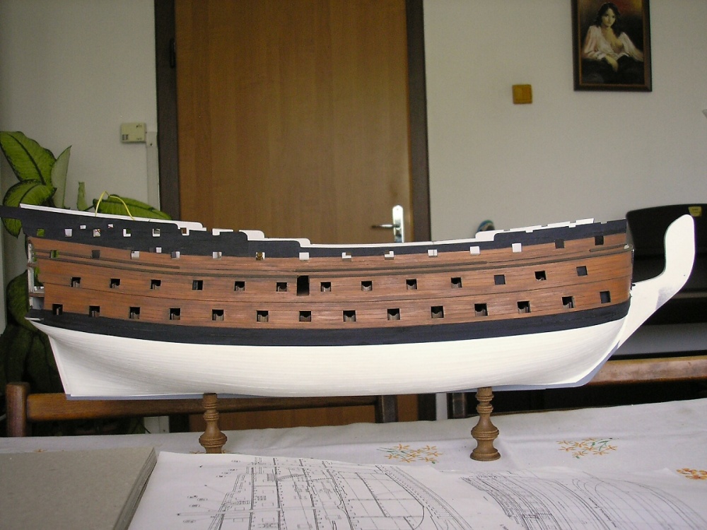 162605