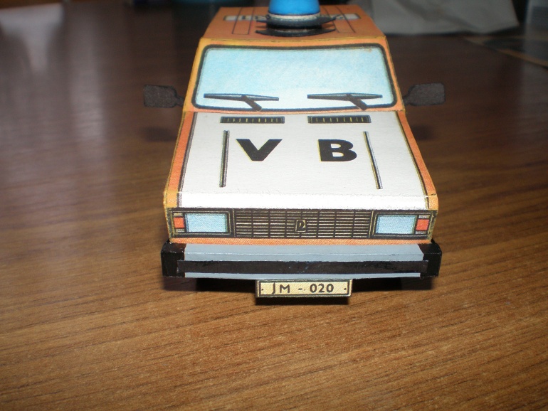VAZ 2104 (Plná velikost v novém okně) VAZ 2104