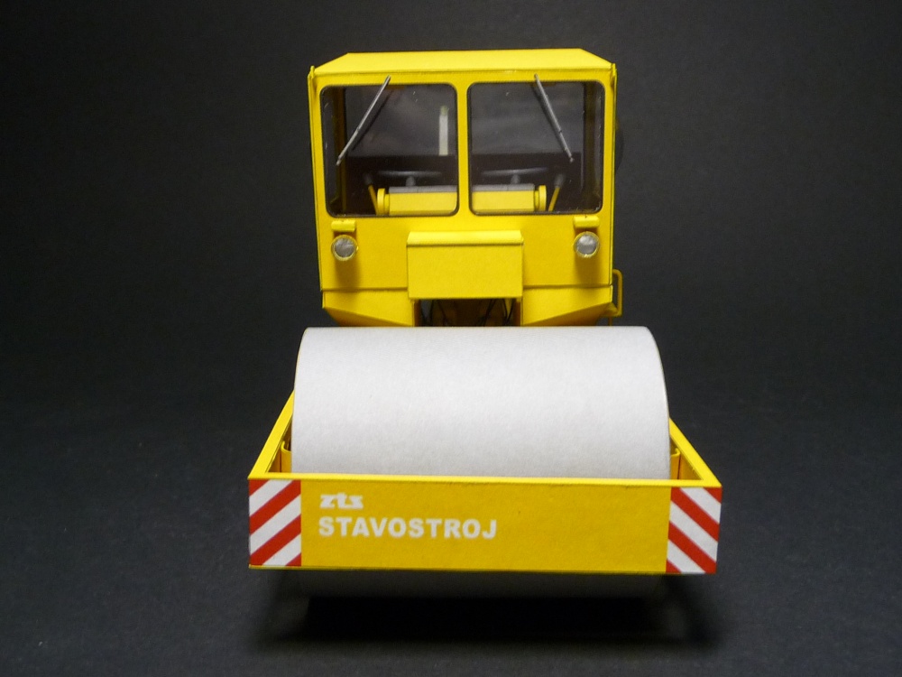 Vibrační válec STAVOSTROJ VV 100 (Plnďż˝ velikost v novďż˝m oknďż˝) Vibrační válec STAVOSTROJ VV 100