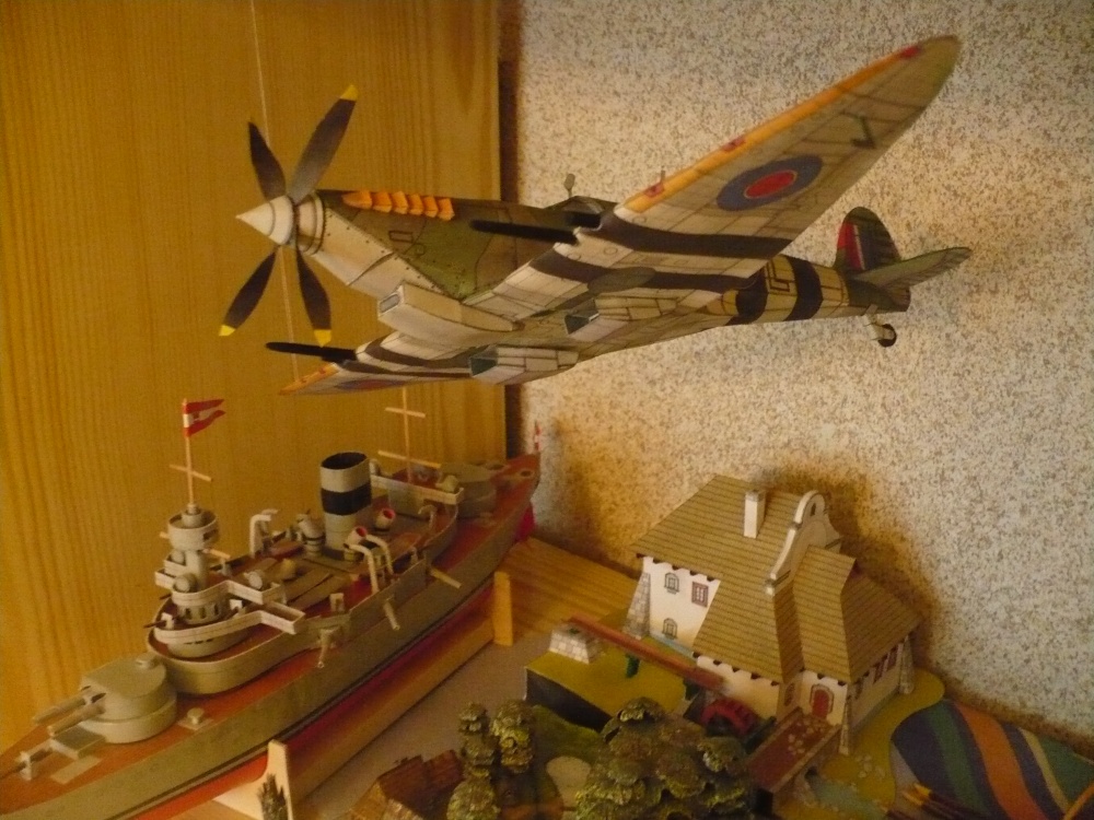 Vickers Supermarine Spitfire (Pln� velikost v nov�m okn�) Vickers Supermarine Spitfire