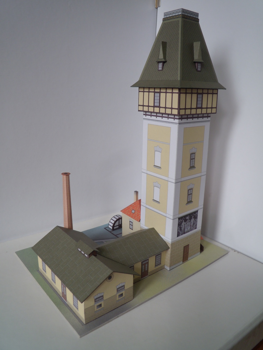 Vodárenská věž České Budějovice (Plná velikost v novém okně) Vodárenská věž České Budějovice
