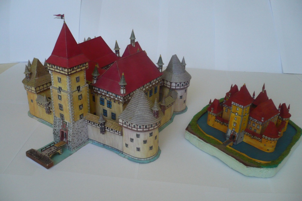 vodní hrad ©vihov (Plná velikost v novém okně) vodní hrad ©vihov