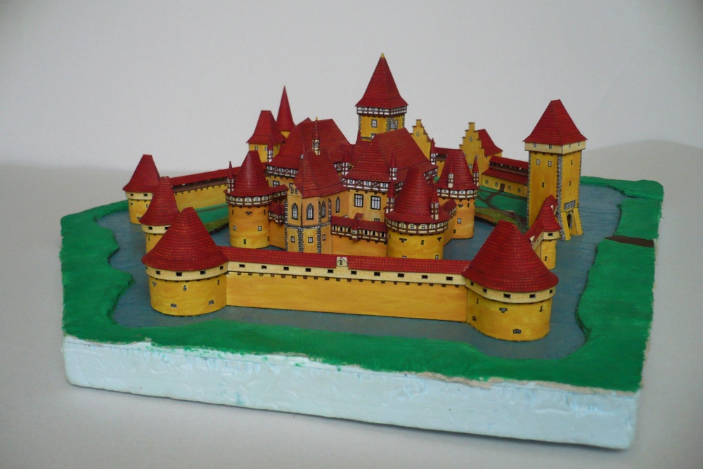 vodní hrad ©vihov (Plná velikost v novém okně) vodní hrad ©vihov