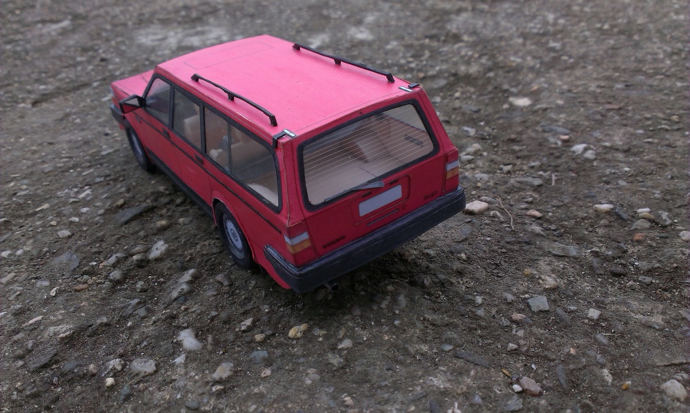 Volvo 245 (Plná velikost v novém okně) Volvo 245
