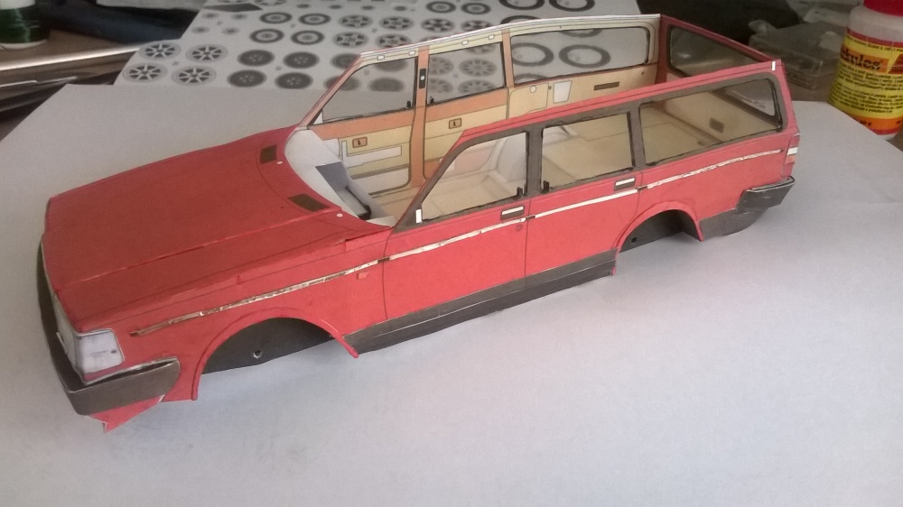 Volvo 245 (Plná velikost v novém okně) Volvo 245