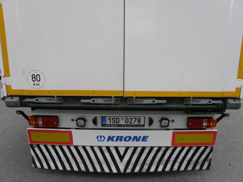 Volvo FH 12 White House s n�v�sem