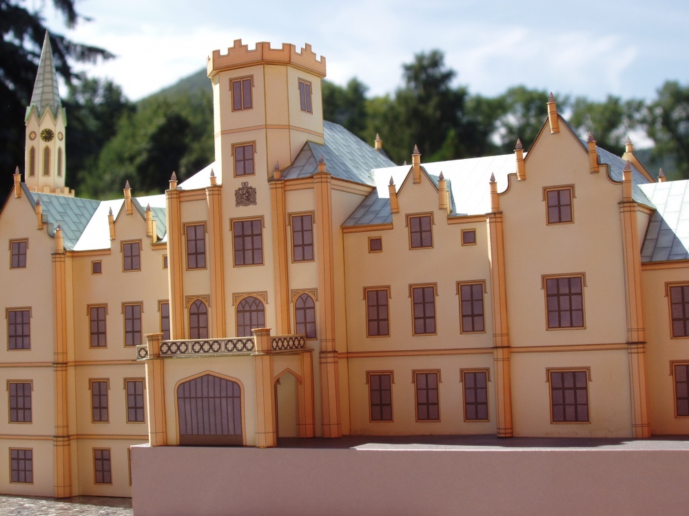 Lázně hotel Vráž (Plná velikost v novém okně) Lázně hotel Vráž