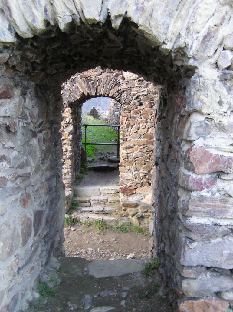 Výprava na hrad Lichnice (Plná velikost v novém okně) Výprava na hrad Lichnice