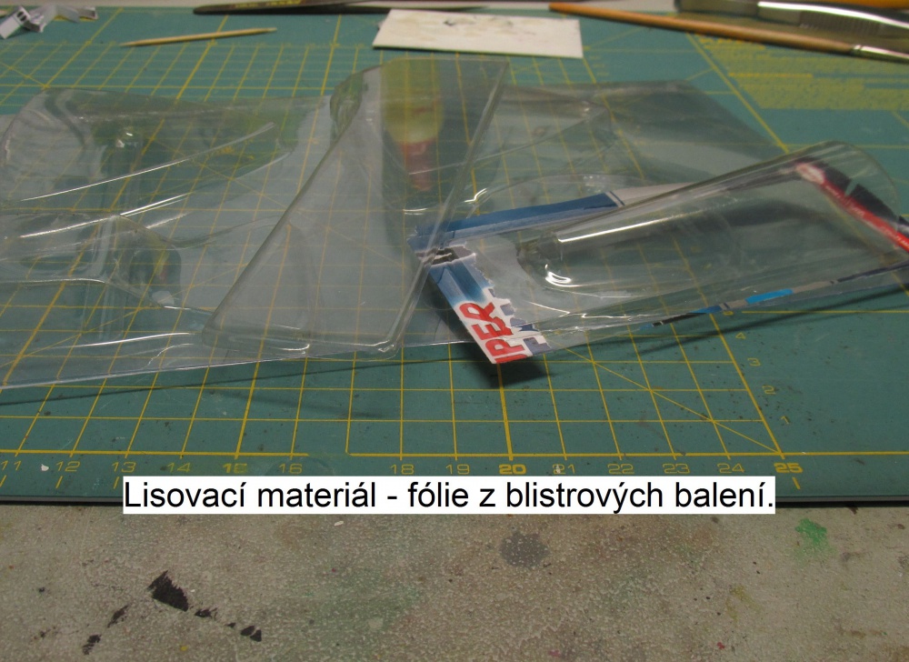 Výroba majáků a blinkrů (Plná velikost v novém okně) Výroba majáků a blinkrů