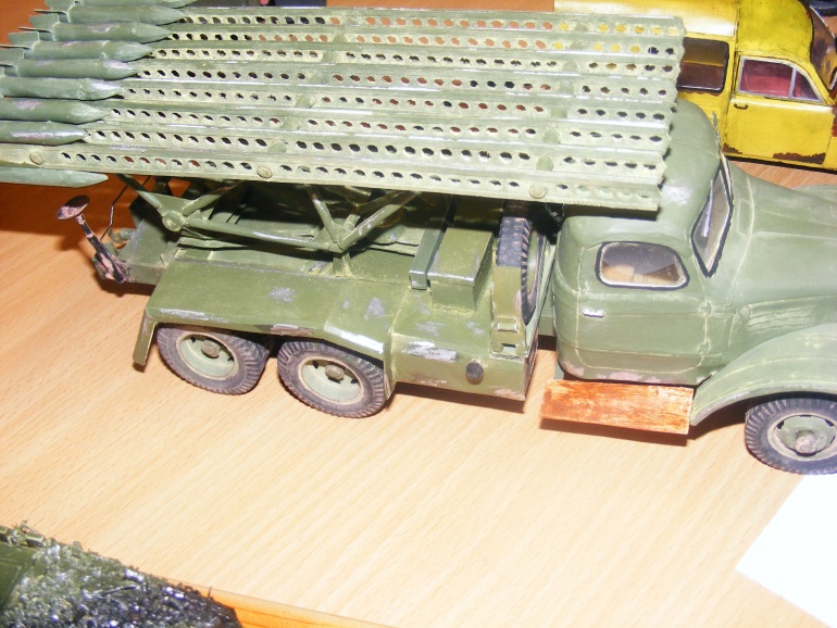 Výstava papírových modelů 5-6 června MUZEUM Dvůr Králové (Plná velikost v novém okně) Výstava papírových modelů 5-6 června MUZEUM Dvůr Králové
