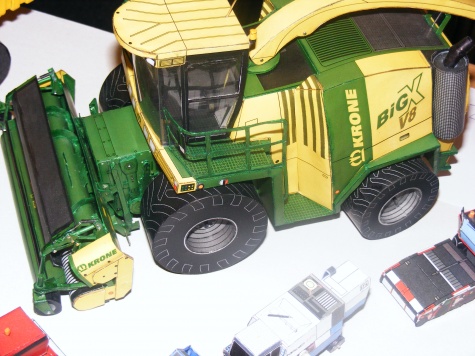 V�stava pap�rov�ch model� 5-6 �ervna MUZEUM Dv�r Kr�lov�