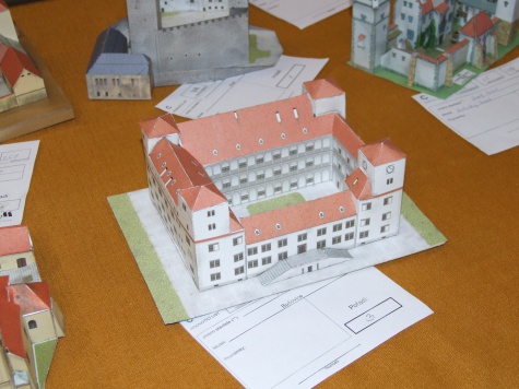 v�stava Pap�rov� jaro 2014 (Praha-Chodov)