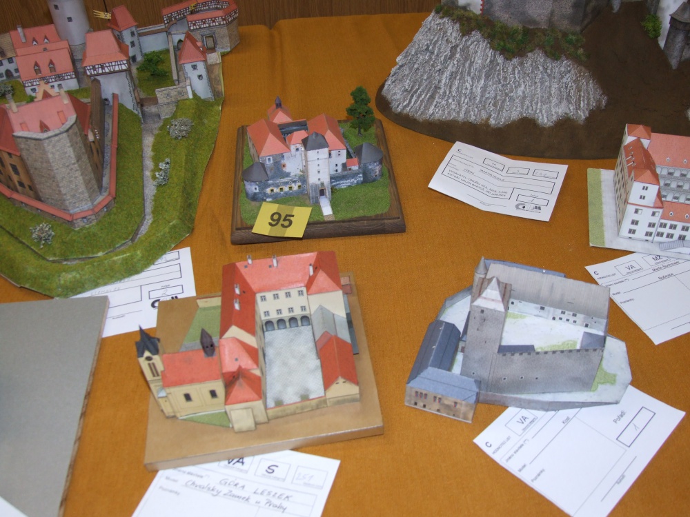 v�stava Pap�rov� jaro 2014 (Praha-Chodov)