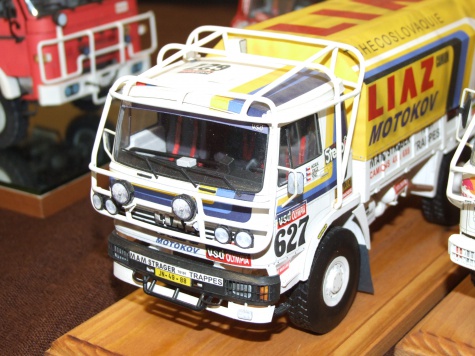 v�stava Pap�rov� jaro 2014 (Praha-Chodov)