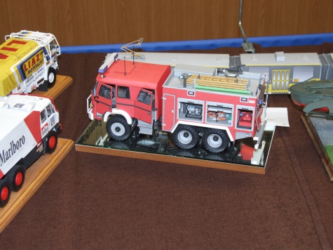 v�stava Pap�rov� jaro 2014 (Praha-Chodov)