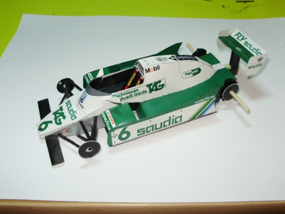 Williams FW 08 Ford (Plná velikost v novém okně) Williams FW 08 Ford