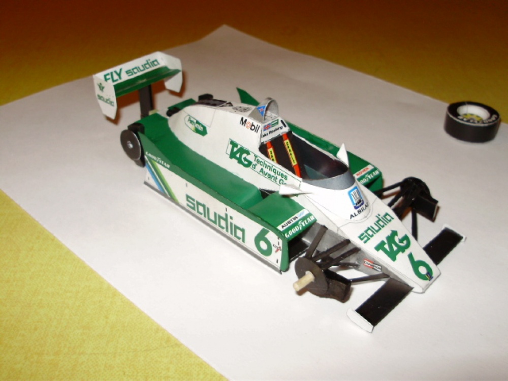 Williams FW 08 Ford (Plná velikost v novém okně) Williams FW 08 Ford