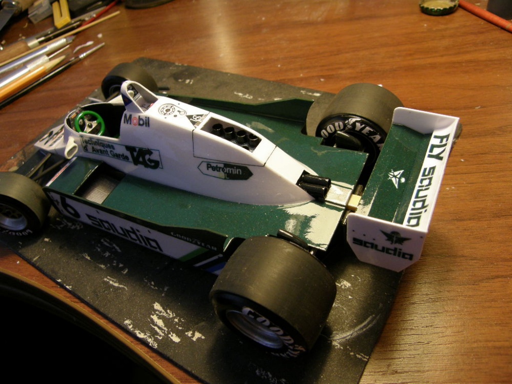 Williams FW 08