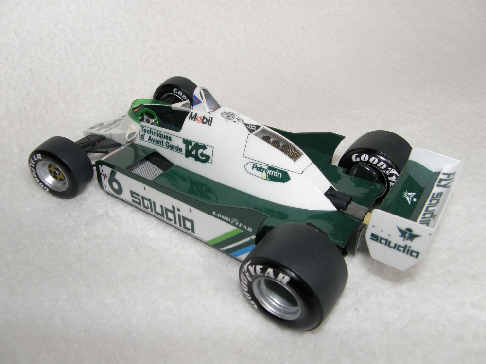 Williams FW 08