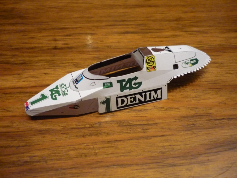 Williams FW 08C (Plná velikost v novém okně) Williams FW 08C