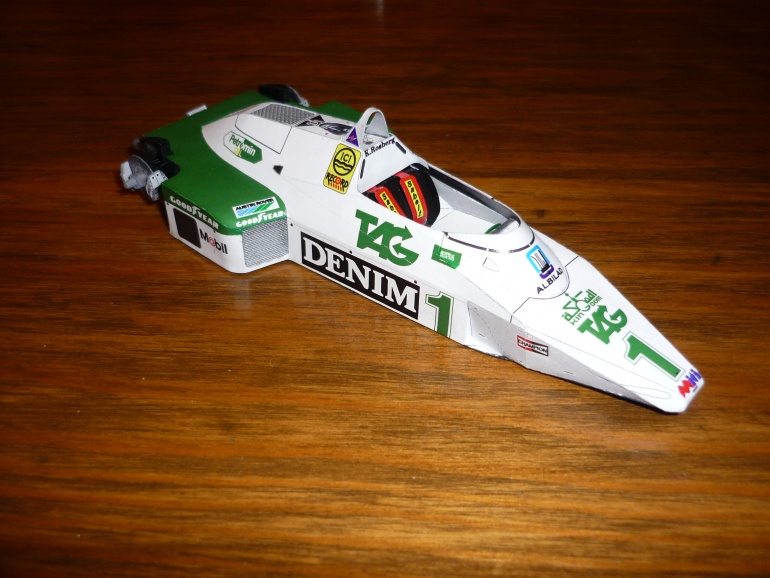 Williams FW 08C (Plná velikost v novém okně) Williams FW 08C