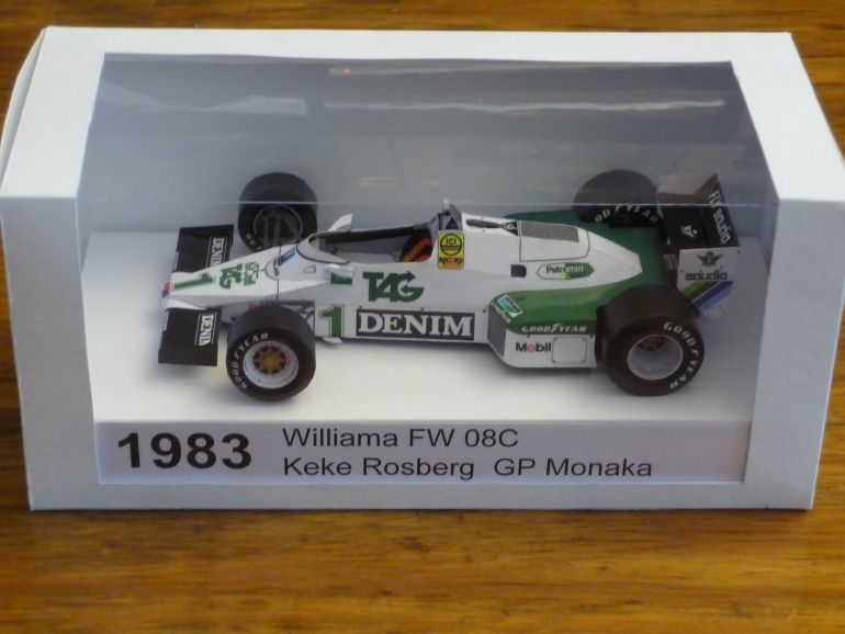 Williams FW 08C (Plná velikost v novém okně) Williams FW 08C