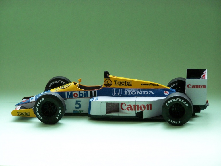 Williams FW 11 (Plná velikost v novém okně) Williams FW 11