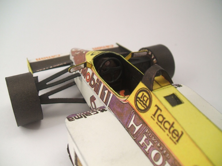 Williams FW 11 B (Plná velikost v novém okně) Williams FW 11 B