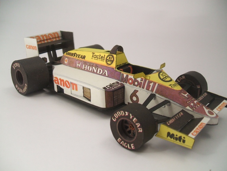 Williams FW 11 B (Plná velikost v novém okně) Williams FW 11 B