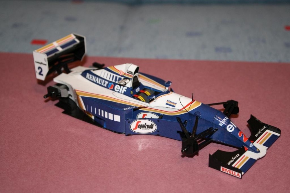 Williams FW-16, 1994 GP Francie - Nigel Mansell (Plná velikost v novém okně) Williams FW-16, 1994 GP Francie - Nigel Mansell