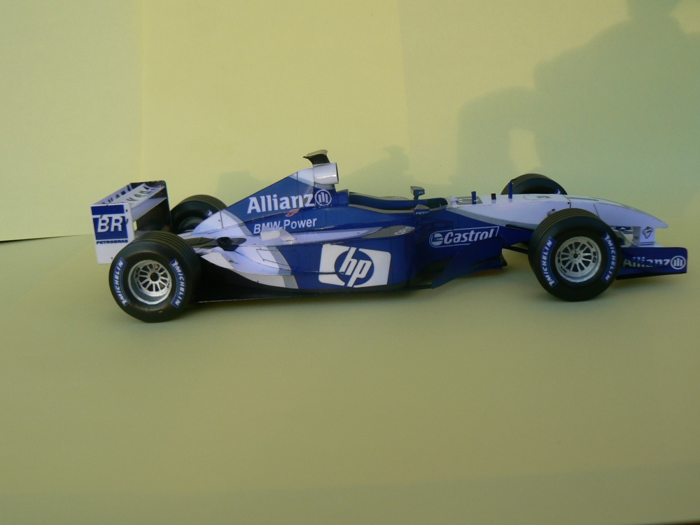 WILLIAMS FW 25 2003-J.P.Montoya,Press and test version (Plná velikost v novém okně) WILLIAMS FW 25 2003-J.P.Montoya,Press and test version