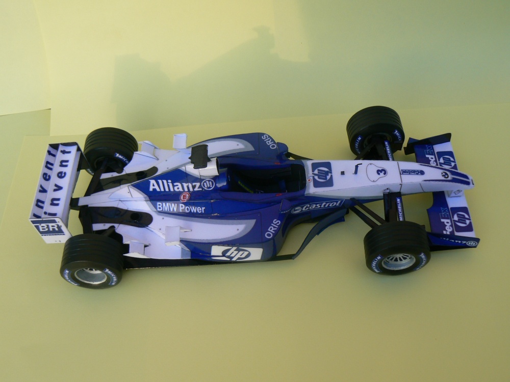 WILLIAMS FW 25 2003-J.P.Montoya,Press and test version (Plná velikost v novém okně) WILLIAMS FW 25 2003-J.P.Montoya,Press and test version