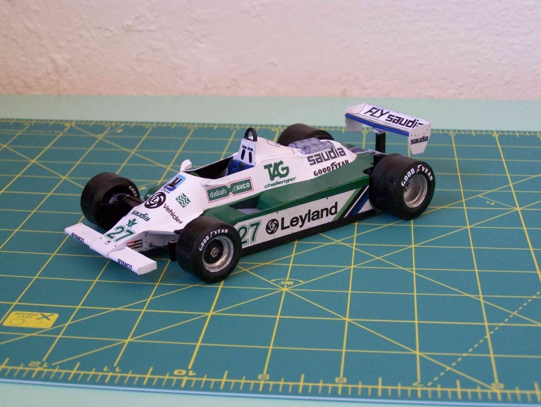 Williams FW 7b (Plná velikost v novém okně) Williams FW 7b