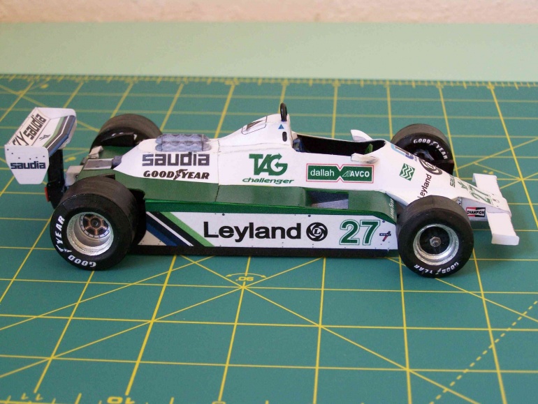 Williams FW 7b (Plná velikost v novém okně) Williams FW 7b