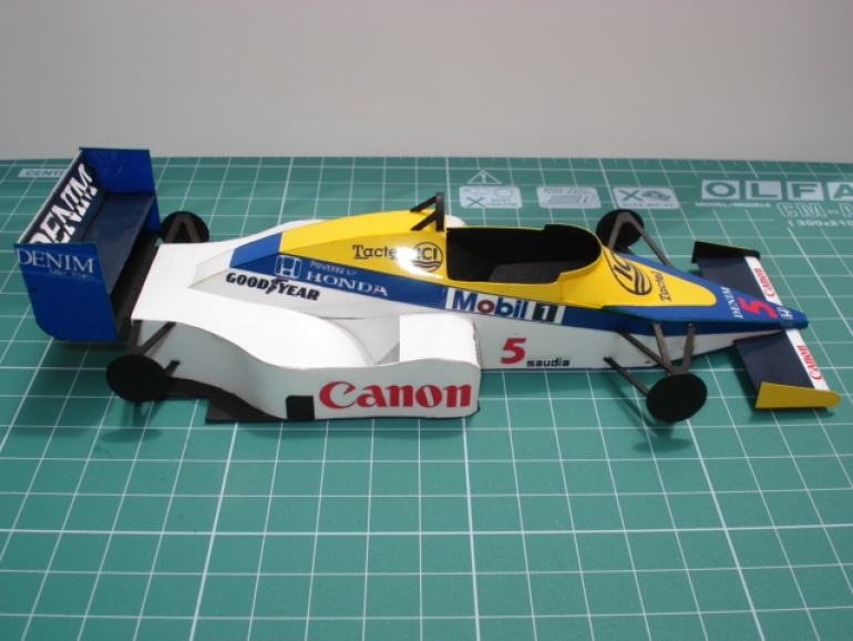 Williams FW10 Nigel Mansell 1985 (Plná velikost v novém okně) Williams FW10 Nigel Mansell 1985