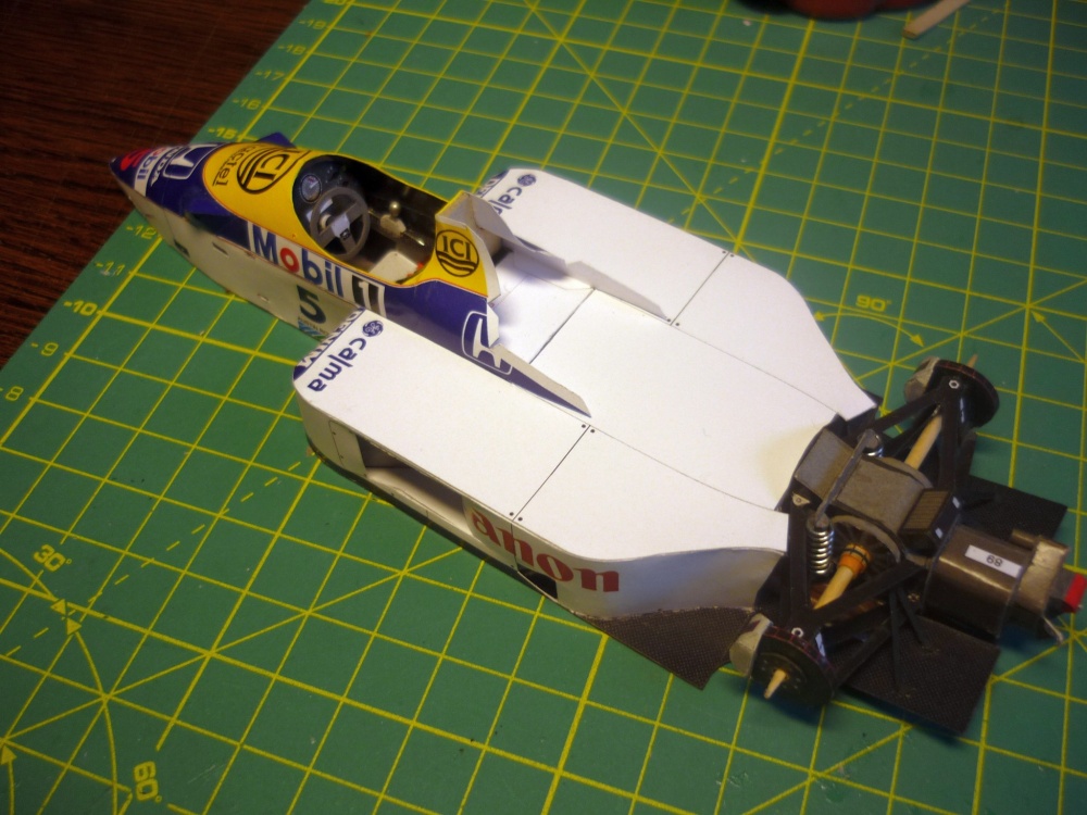 Williams FW11 - Nigel Mansell - Belgie 86 (Plná velikost v novém okně) Williams FW11 - Nigel Mansell - Belgie 86
