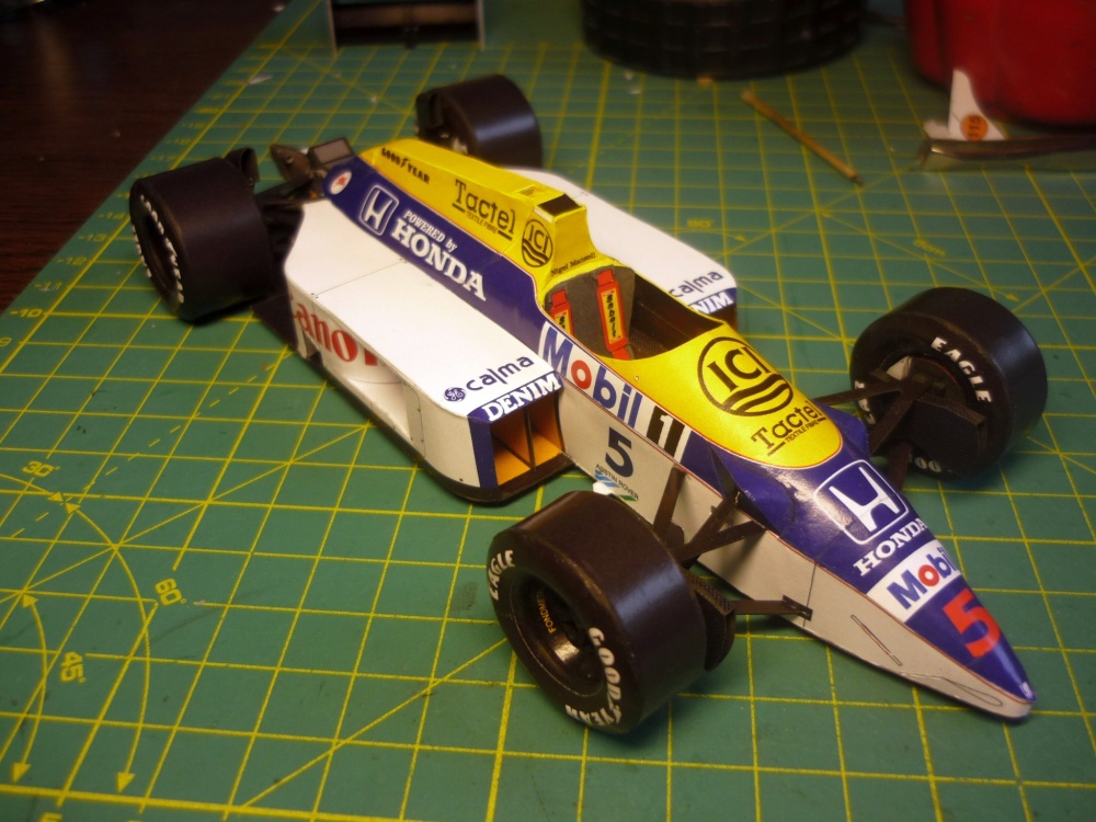 Williams FW11 - Nigel Mansell - Belgie 86 (Plná velikost v novém okně) Williams FW11 - Nigel Mansell - Belgie 86